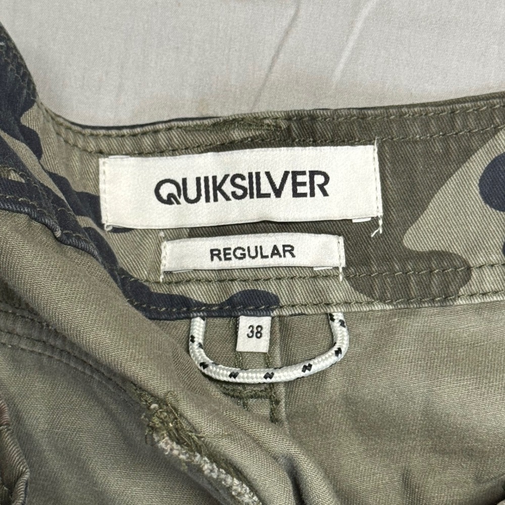 Quiksilver Mens Camo Cargo Shorts Green Brown Regular Fit Size 38 - Picture 6 of 11